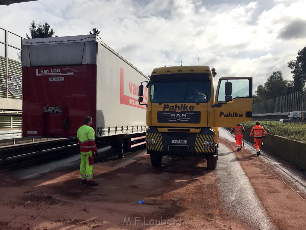 VU PKlemm 2 LKW A 3 Rich Oberhausen Hoehe Koeln Heumar P19.jpg